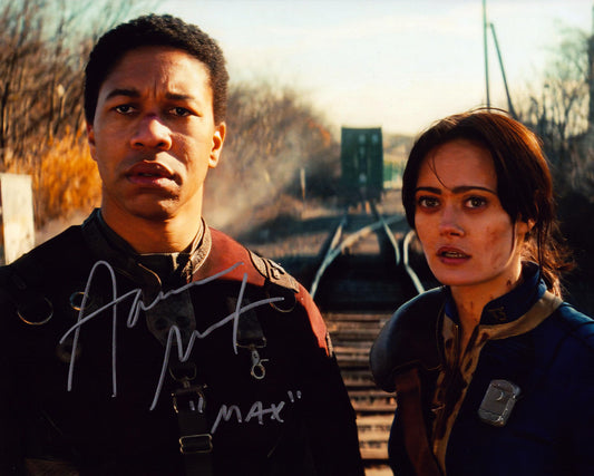 Aaron Moten Signed Photos - Garage Sale