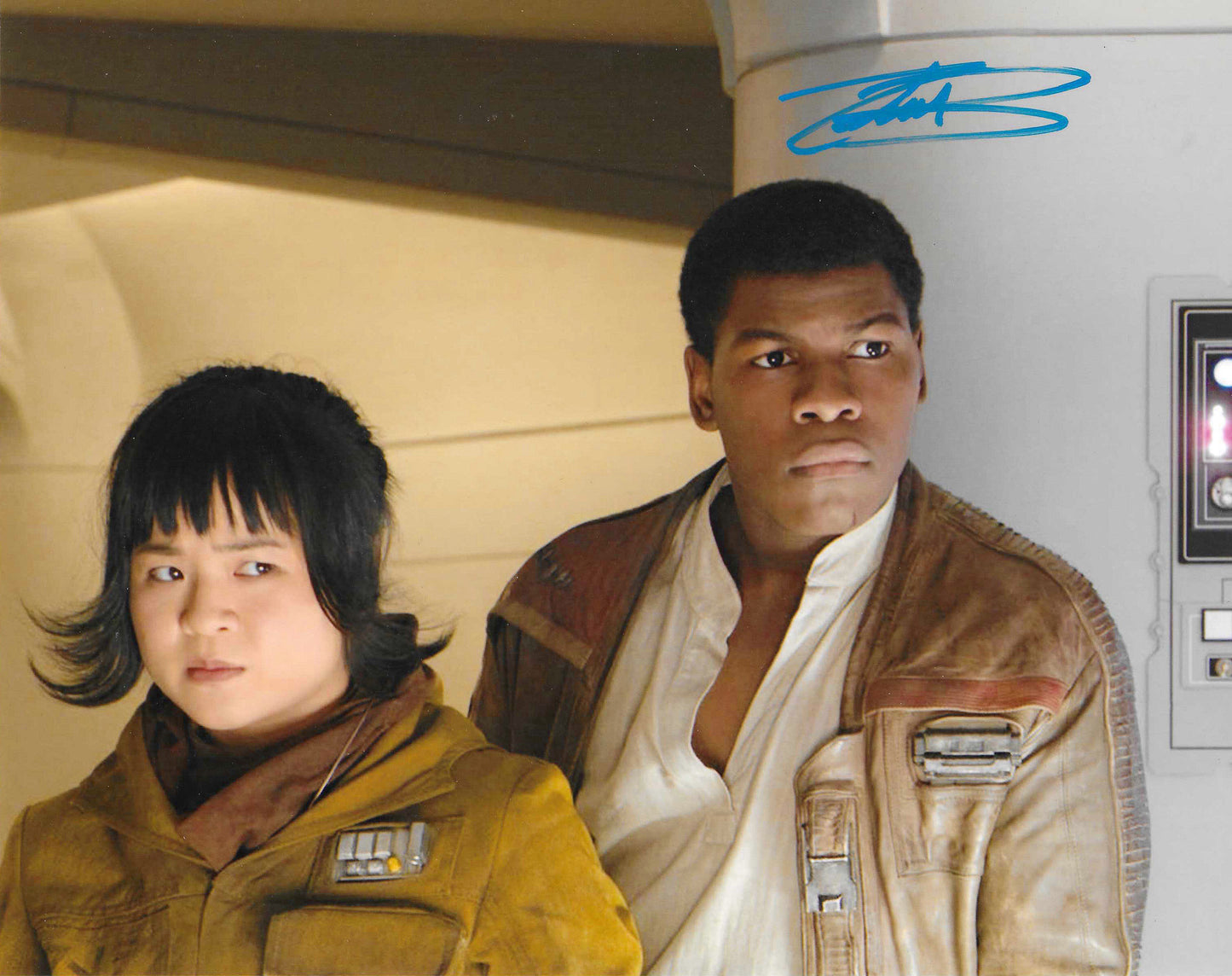 TEST PRODUCT - John Boyega Signed - Photos - 8x10