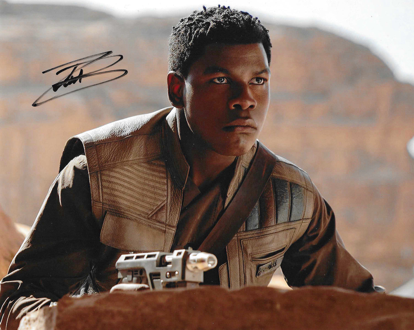 TEST PRODUCT - John Boyega Signed - Photos - 8x10