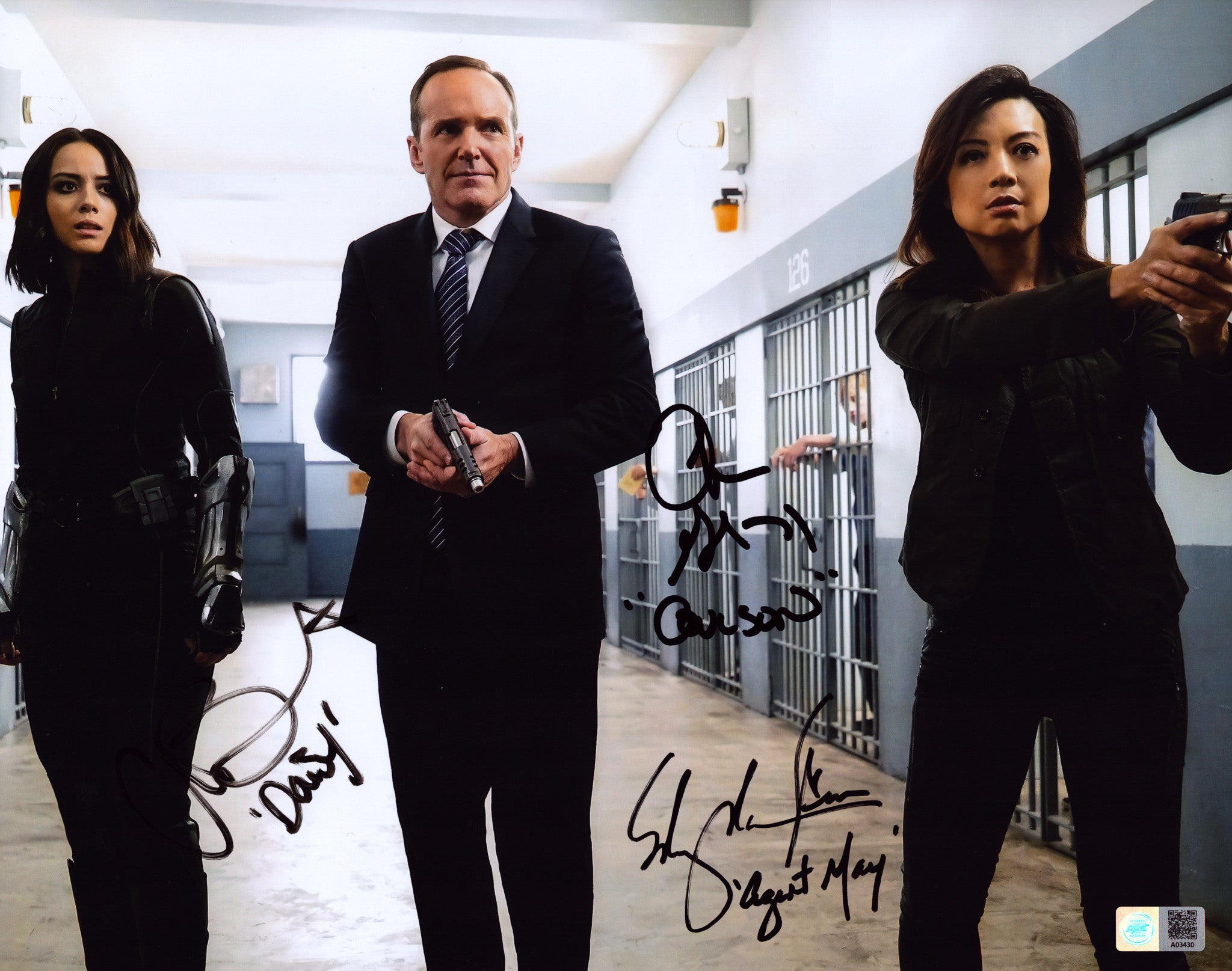 Agents of SHIELD Cast Autographs | Marvel Signed Photos – Signet