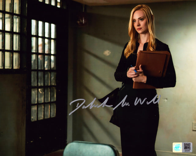 A signed Deborah Ann Woll Signed - Photos - 8x10 — C - 8x10 Photo