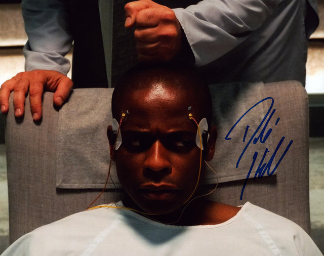 A signed Dulé Hill Signed - Photos - 8x10 — C - 8x10 Photo