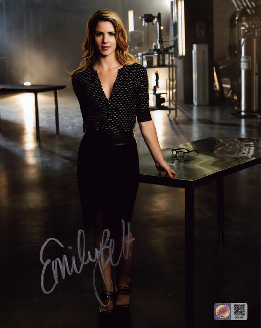 Emily Bett Rickards Signed Photos - Garage Sale