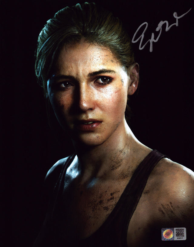 A signed Emily Rose Signed - Photos - 8x10 — B - 8x10 Photo