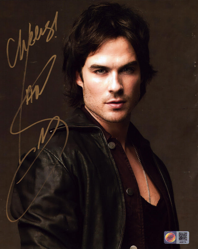 A signed Ian Somerhalder Signed - Photos - 8x10 — D - 8x10 Photo