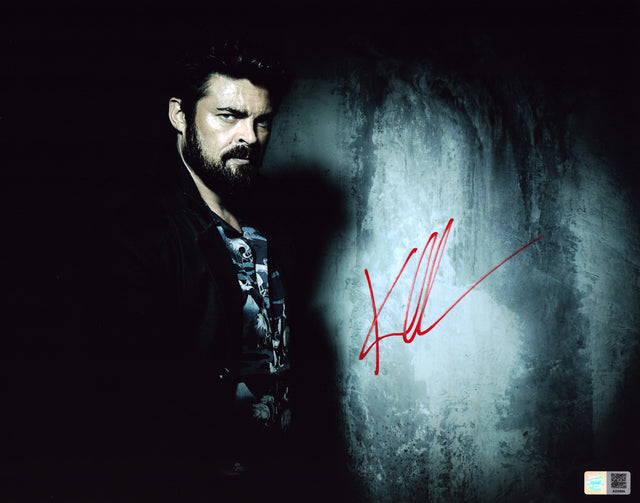 A signed Karl Urban Signed - Photos - 11x14 — A - 11x14 Photo