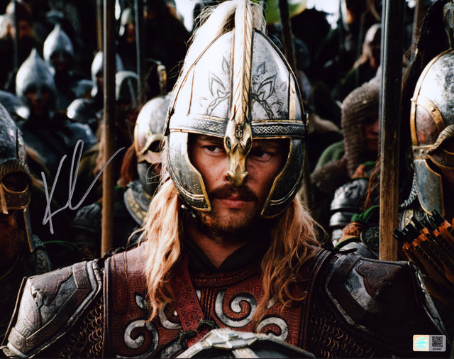 A signed Karl Urban Signed - Photos - 11x14 — B - 11x14 Photo