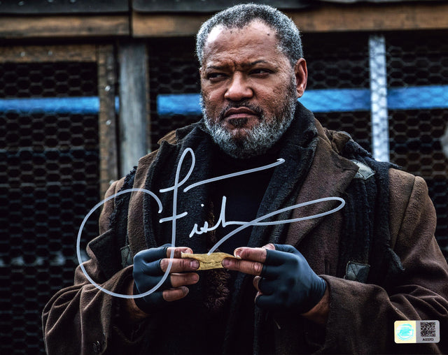 A signed Laurence Fishburne Signed - Photos - 8x10 — D - 8x10 Photo
