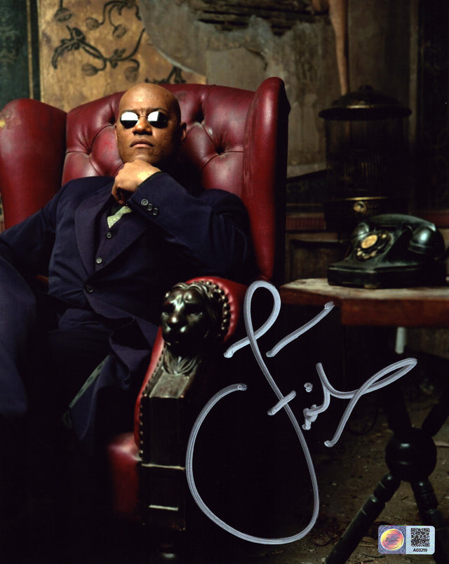 A signed Laurence Fishburne Signed - Photos - 8x10 — E - 8x10 Photo
