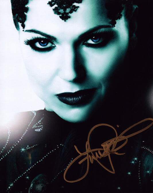 Lana Parilla Signed Photos - Garage Sale