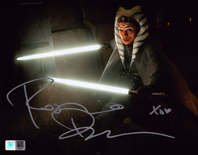 A signed Rosario Dawson Signed - Photos - 8x10 — A - 8x10 Photo