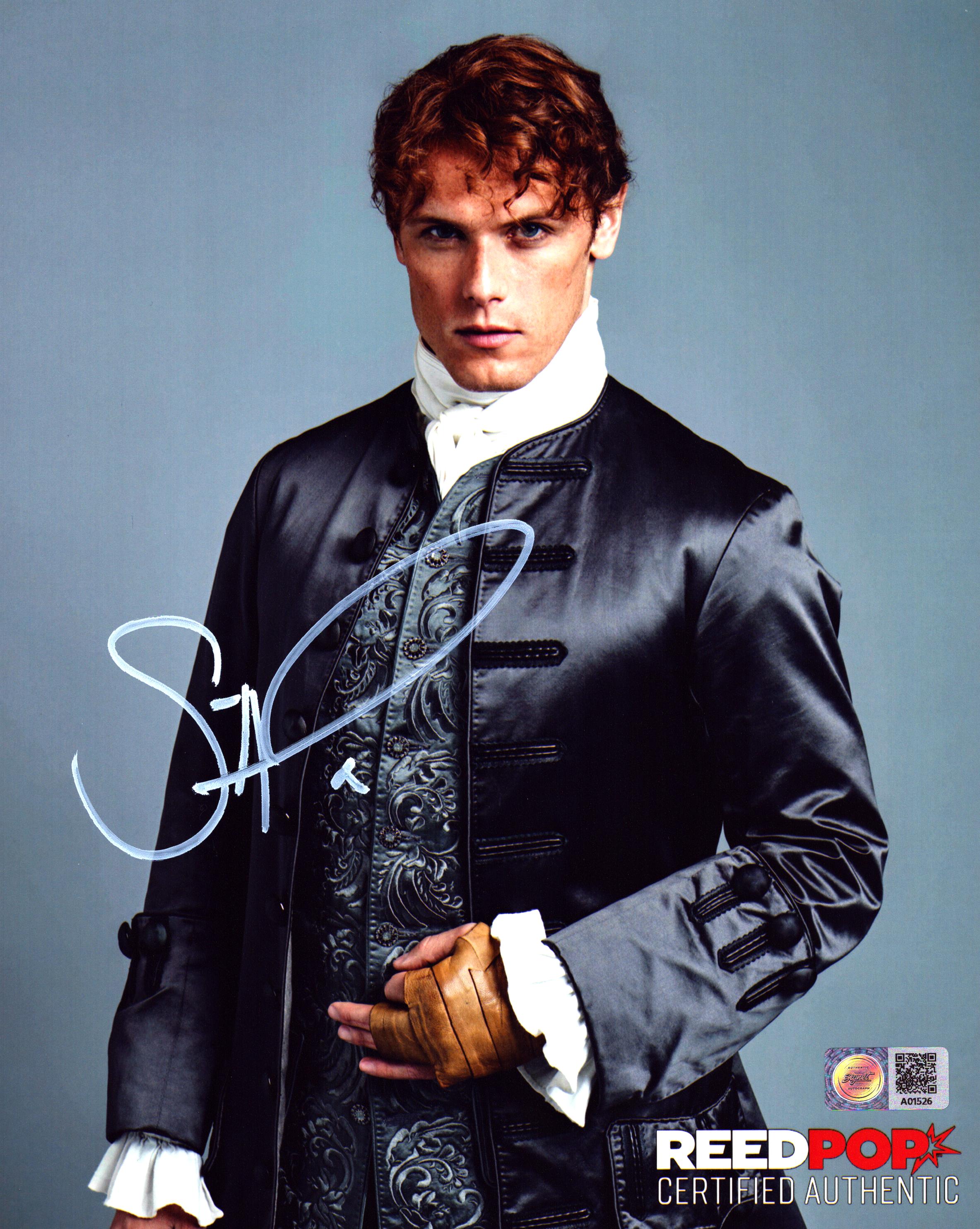 Sam Heughan Autograph – Signed Outlander Photos In Stock – Signet