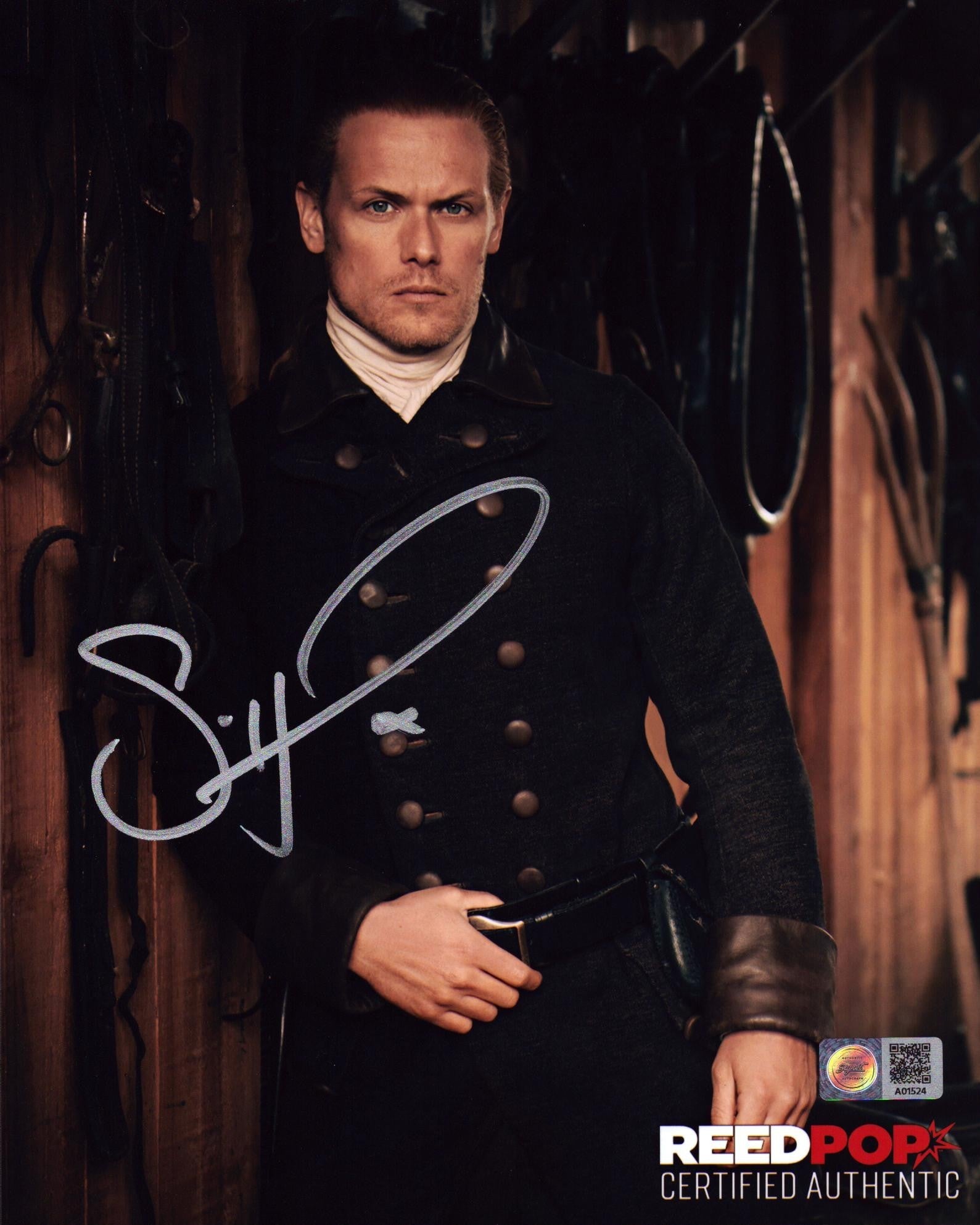 Sam Heughan Autograph – Signed Outlander Photos In Stock – Signet