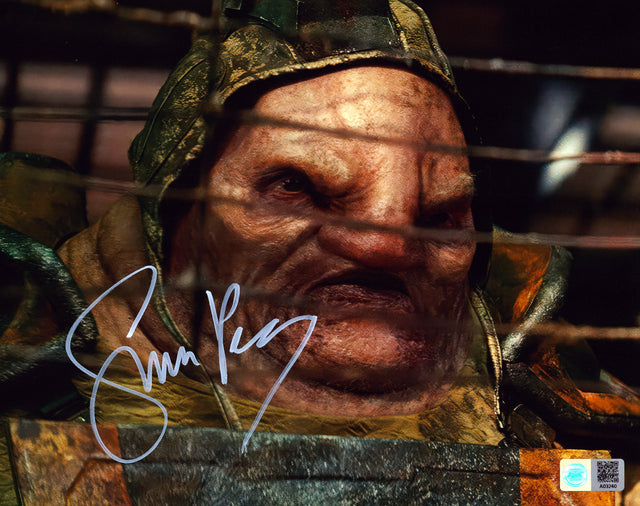A signed Simon Pegg Signed - Photos - 8x10 — A - 8x10 Photo