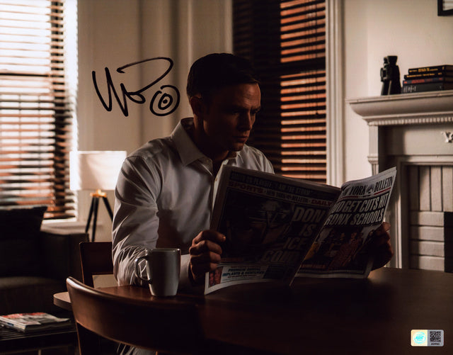 A signed Wilson Bethel Signed - Photos - 11x14 — A - 11x14 Photo